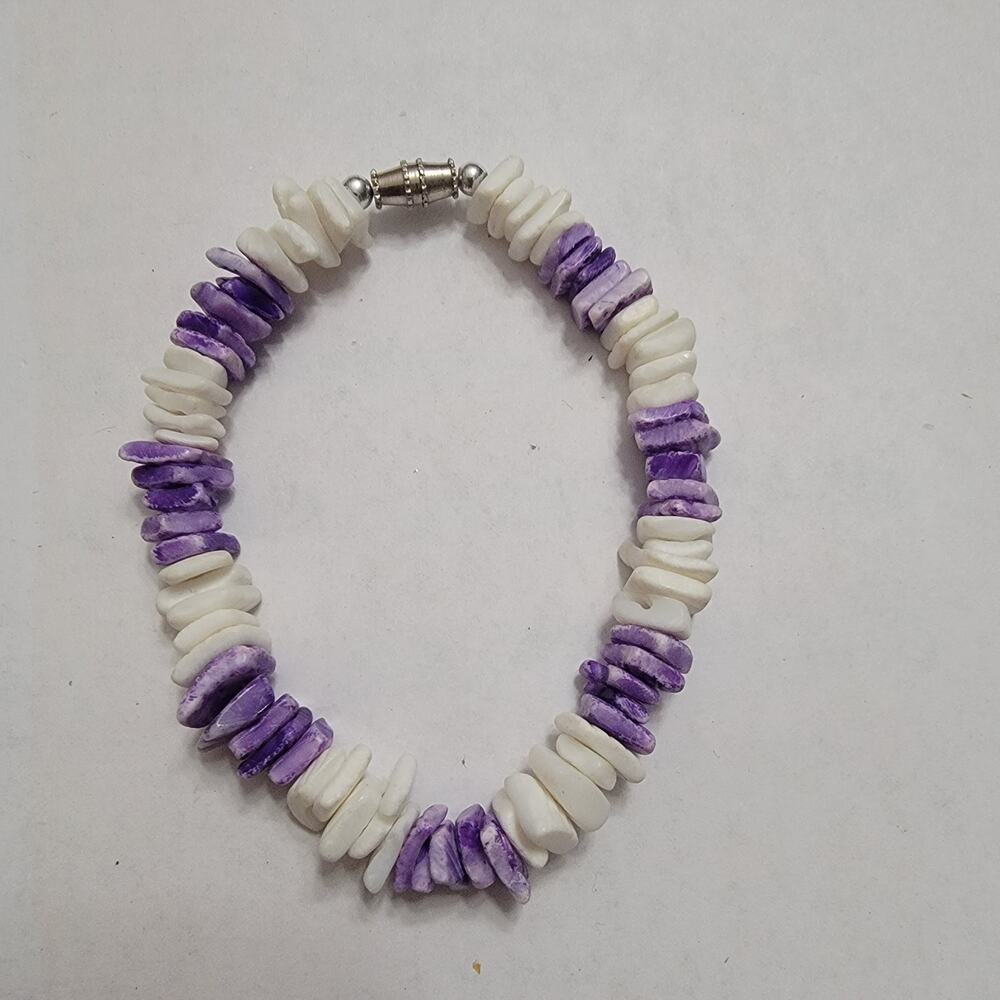 Vintage Purple & White Shell Chip Bracelet Silver-Tone Clasp Boho Beachy 7.5in